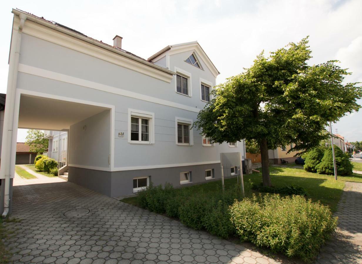 Appartement Berni Strebersdorf Eksteriør billede
