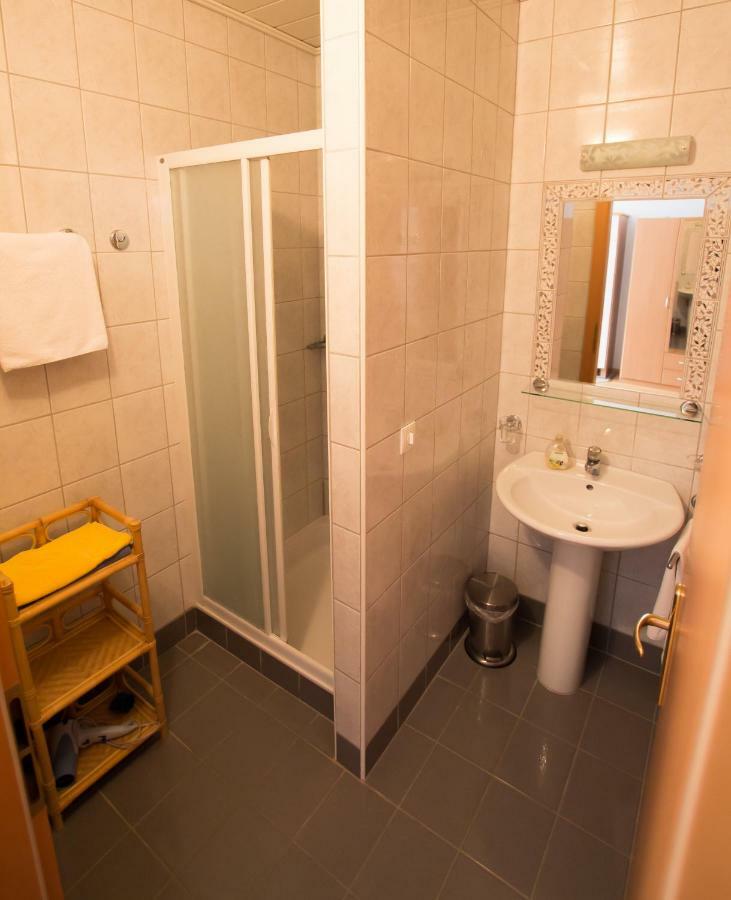 Appartement Berni Strebersdorf Eksteriør billede