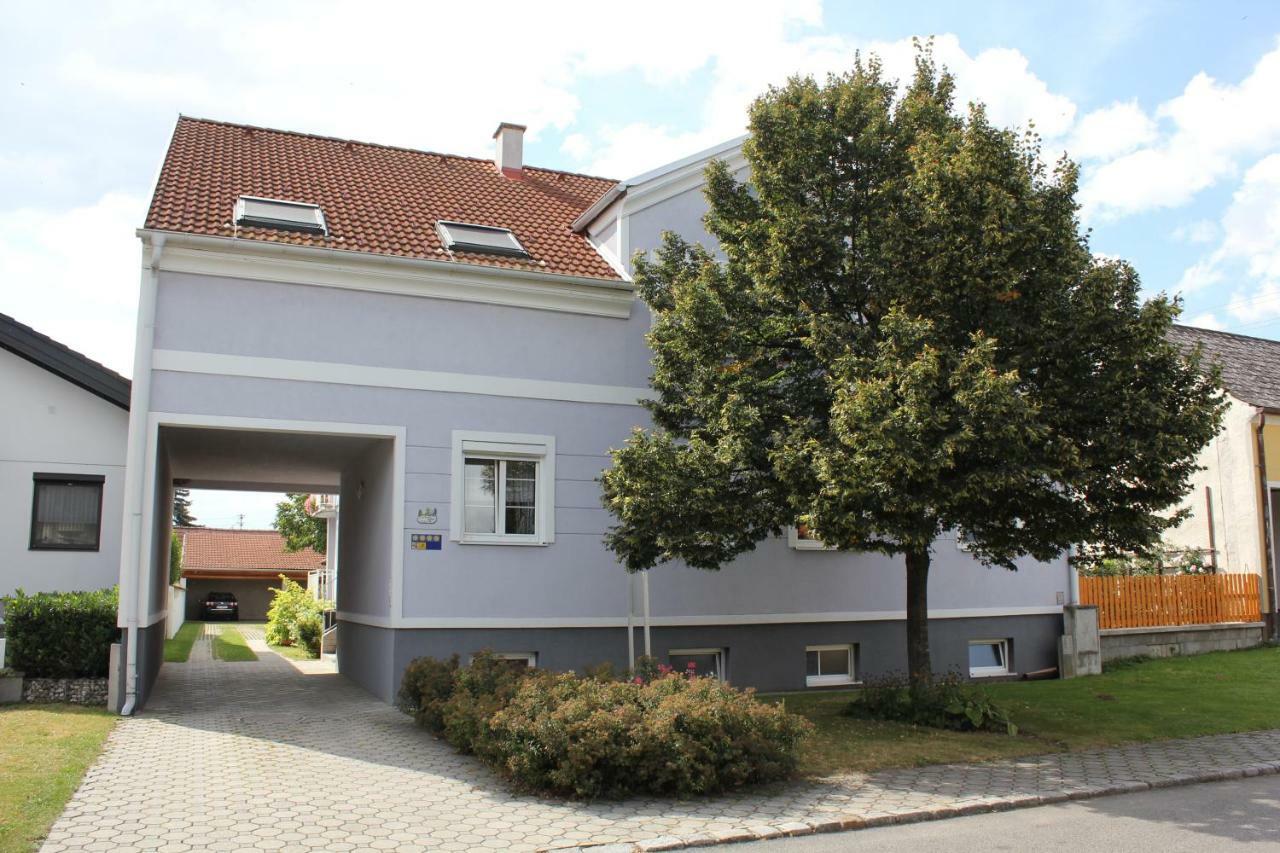 Appartement Berni Strebersdorf Eksteriør billede